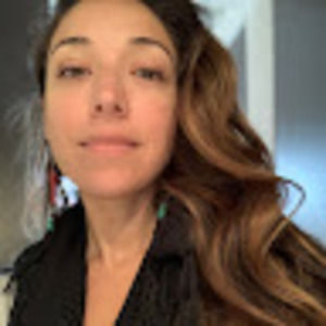 Meet your Posher, Lia